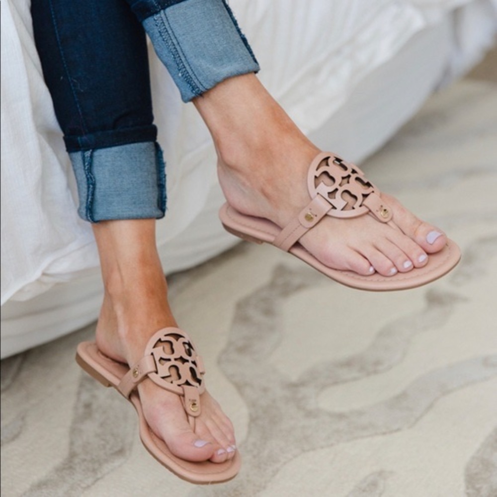 RARE FIND! TORY BURCH MILLER SANDALS!! - LEATHER - BEIGE (LIGHT MAKEUP)!